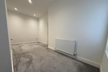 2 bed flat, Salisbury Road, Southsea, Portsmouth, PO49QY - Image 4